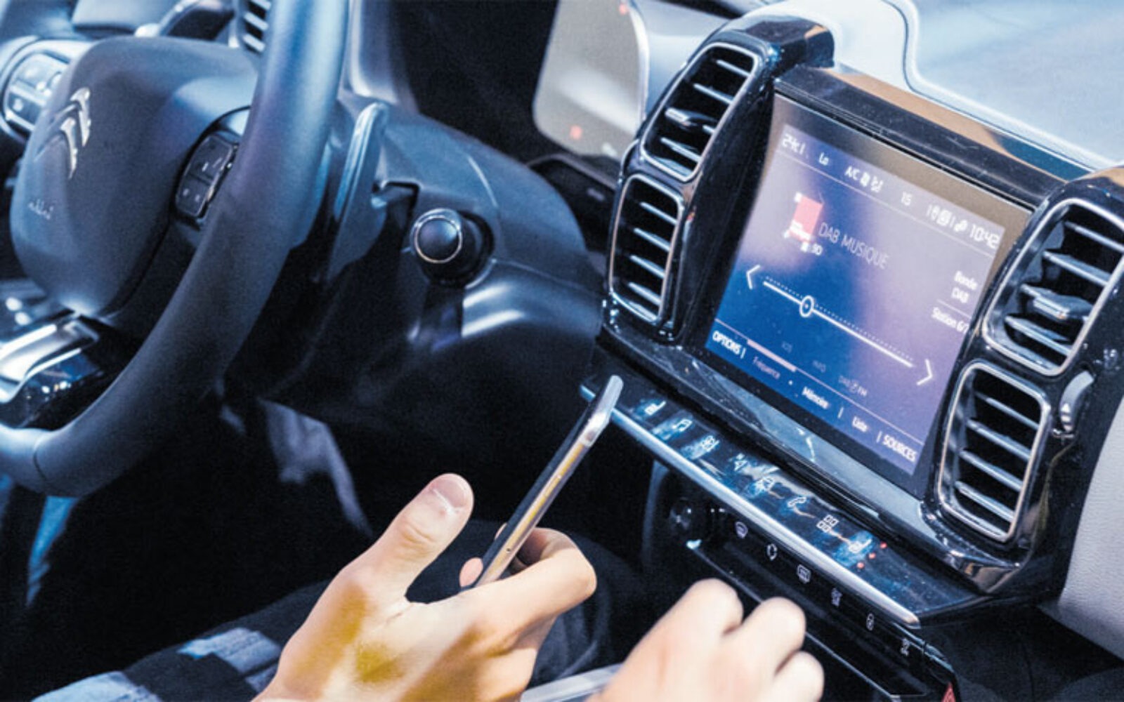 Radio del futuro, ibrido fra Dab e Internet: convivenza obbligo.